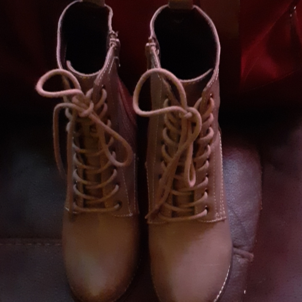 gray boots